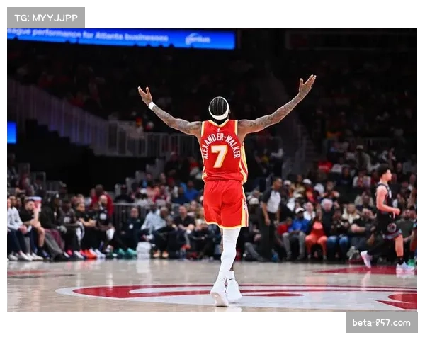 老鹰自由球员亚历山大沃克场均20.5分，从3D角色转型为明星级首发